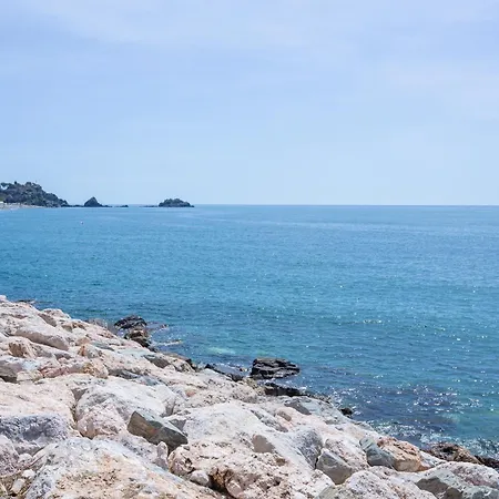 Delfin Best Seaviews & Garage