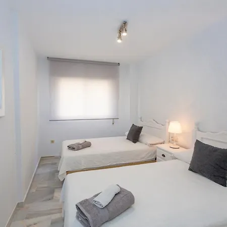 Delfin Best Seaviews & Garage Appartement *
