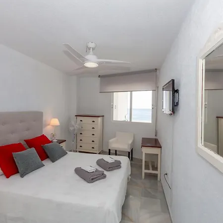Delfin Best Seaviews & Garage Appartement